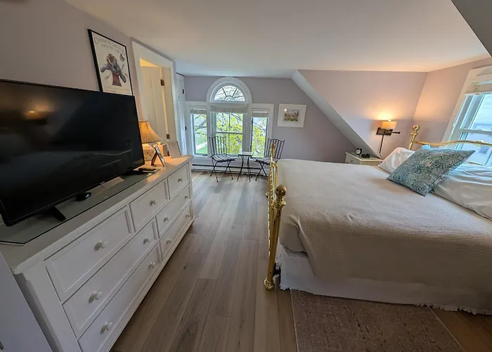 Bourne Bed And Breakfast