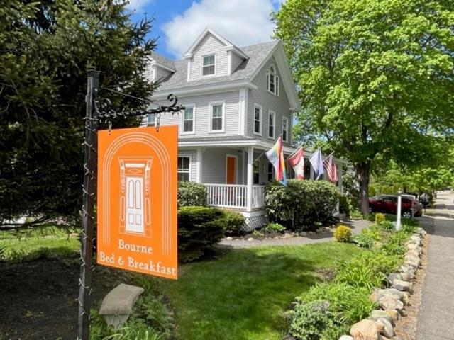 Bourne Bed & Breakfast 3*