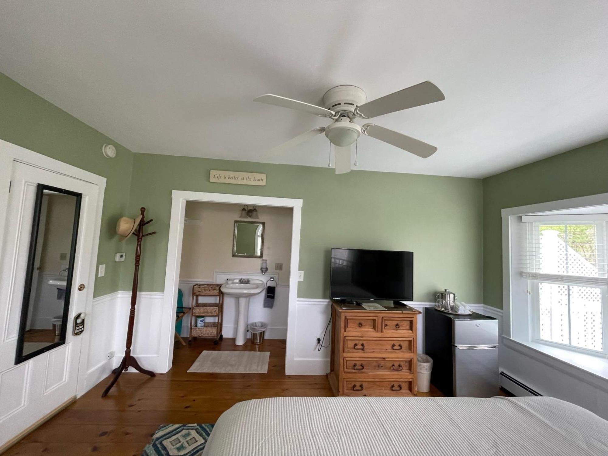 Bed & Breakfast Bourne 3*