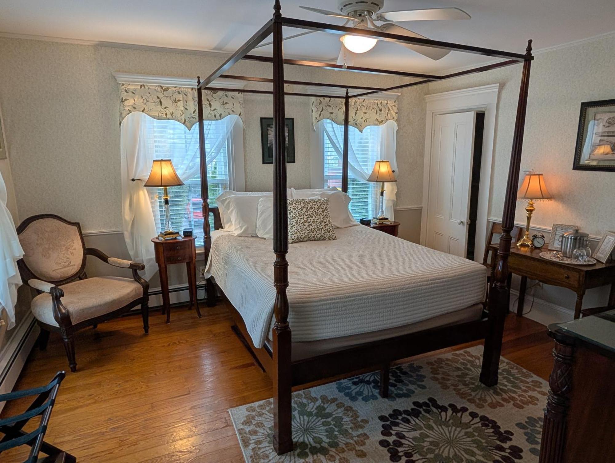 Bed & Breakfast Bourne 3*